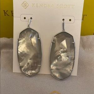 Kendra Scott Gray Illusion Danielles NWT